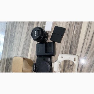 Canon EOS M50 Camera 15-45mm Lens