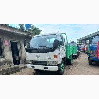 Direct Petrol Toyota Dyna 200 With 3RZ Petrol Engine, 6tyres
