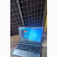 Laptop Samsung NP550P5C 8GB Intel Core I5 HDD+SSD 500GB
