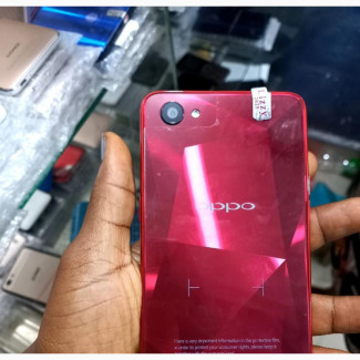 Oppo F7 128 GB Red