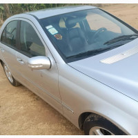 Mercedes-Benz C200 2004 Silver