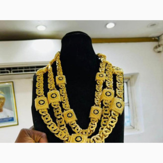 Pure Gold 750 Italy 18karat Versace Necklace