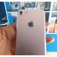 Apple iPhone 7 128 GB Gold - Neatly Used