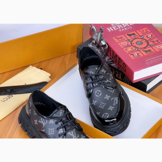 Louis Vuitton Men Shoe