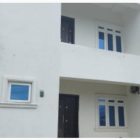 Furnished 3bdrm Penthouse in Leisure Court Lugbe for sale