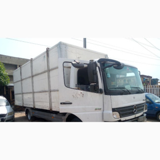 Mercedes Truck Container Body 20ft - Buy and Travel
