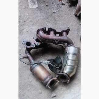Lexus RX330 or Highlander 2005 Direct Catalyst Converter Mold