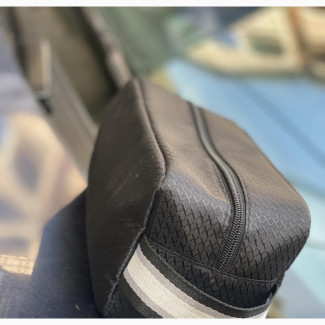 Stylish Quality Multifunctional Clipper/Toilet Bag