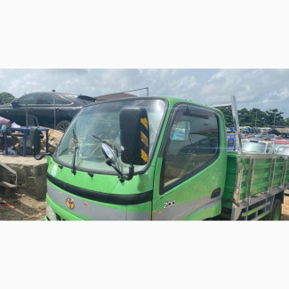 Toyota Dyna 200 Conversion Gren