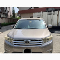 Toyota Highlander Limited 2011 Gold