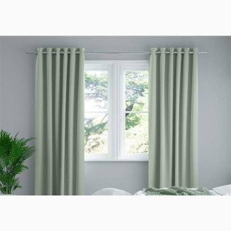 Fresh and Wild Green Curtain