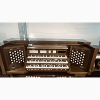 3 Manual Viscout Prestige 100 Drawstops Organ