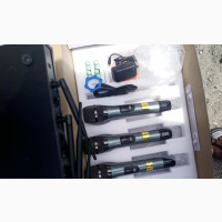 4 Channels Wireless Microphone With 4 Mics(4 in 1)