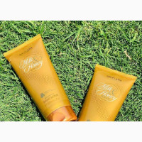 Milk and Honey Smoothing Sugar Body Scrub