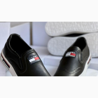 Tommy Hifiger Sneakers