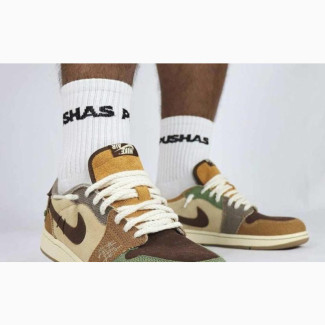 Nike Zion Sneakers