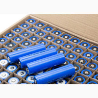 18650 Rechargeable Batteries - 2200mAh/ 2600mAh - Brand New