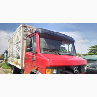 Mercedes Benz 609 Container Body