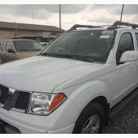 Nissan Frontier 2005 White - Buy and Drive