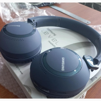 Samsung Level T580 Headphones - Brand New, Wireless, Bluetooth, Blue