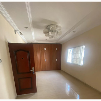 3bdrm Apartment in Admiralty Way, Lekki Phase 1 for rent