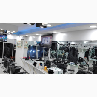 Barber Wanted for Luxury Salon