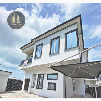 Detached 5 Bedroom Duplex for Sale at Chevron