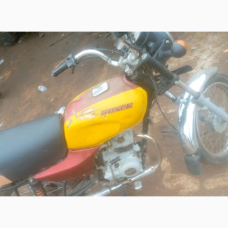 Bajaj Boxer 2022 Yellow