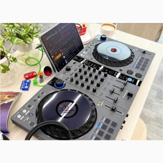 Pioneer FLX6 DJ Controller