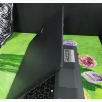 Acer Aspire E 17 Core i3 4GB RAM 1TB HDD Laptop - Neat and Slim