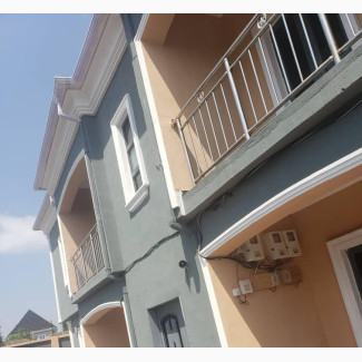 2bdrm Block of Flats in Oke Ibukun Estate, Akala Express for Rent