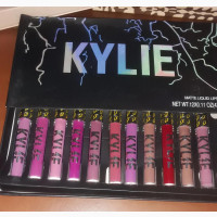 Kylie Jenner Lipsticks - Moisturizing and Long-lasting