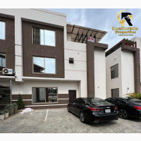 4bdrm Duplex in Maitama for sale