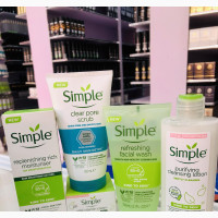 Simple 5 in 1 Set With Purifying Cleansing Lotion