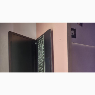 Laptop Samsung 8GB AMD HDD+SSD 500GB