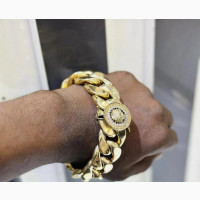 Real Gold Hand Cuban in Store We Sell Per Gram