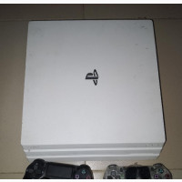 Clean Hacked PS4 Pro With Two Pads And 21 Games Installed