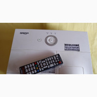 Clean and Bright Short Throw Projector With Remote