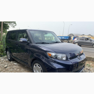 Scion xB 2013 Blue