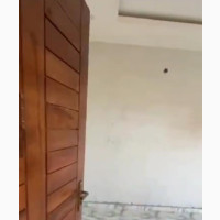 Mini Flat in New Garage for rent