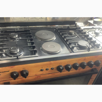 This Is a Wooded Gas Cooker