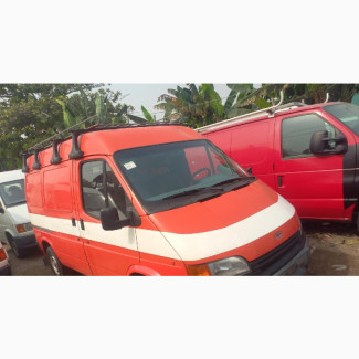 Ford Transit 2002 Orange