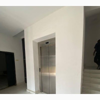 2bdrm Block of Flats in Chevron for rent