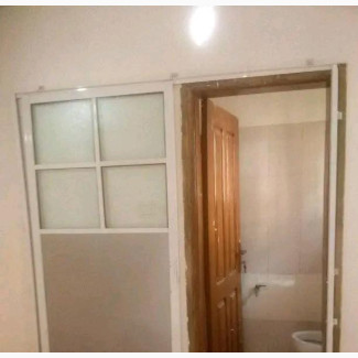 Single Sliding Door