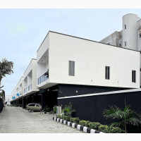 4bdrm Townhouse / Terrace in Vgc, Lekki for rent