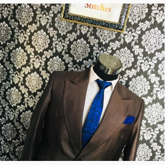 Dammygold Suit