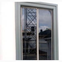 Frameless Windows Dark Reflective Glass