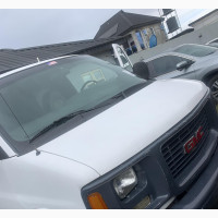 GMC 4500 2002 White