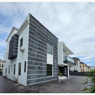 5bdrm Duplex in Vintage Park Estate, Ikate for sale