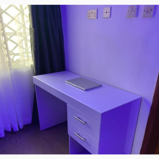 Home Interiors Unique 4ft Table